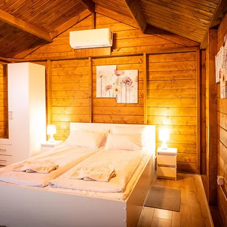 Agamim 3* Mikołajki